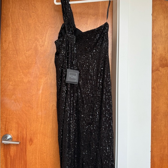 Ordered for an event and decided to go with another option. Brand new - Picture 6 of 8